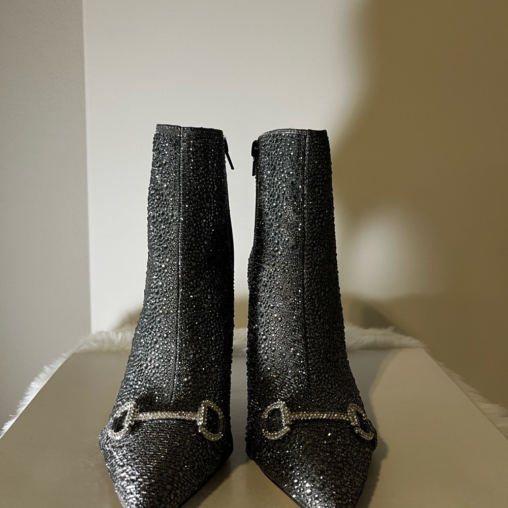INC Ignacia Studded Ankle Bootie. 10M -Dark Pewter